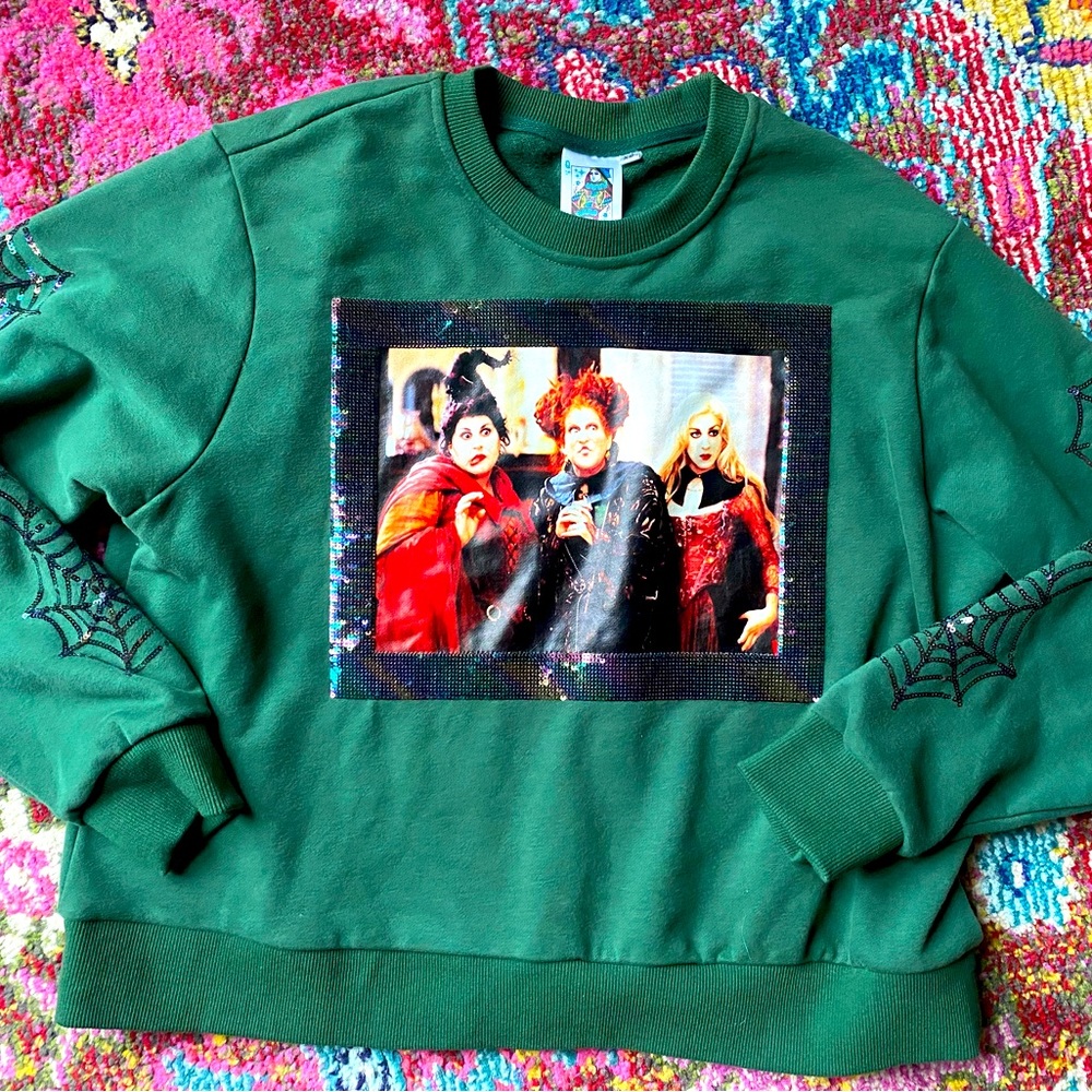 Queen of Sparkles Hocus Pocus Halloween Sweatshirt NWOT
